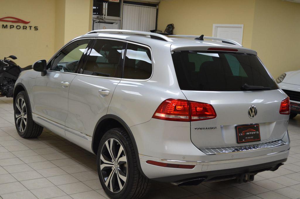 used 2017 Volkswagen Touareg car, priced at $10,491