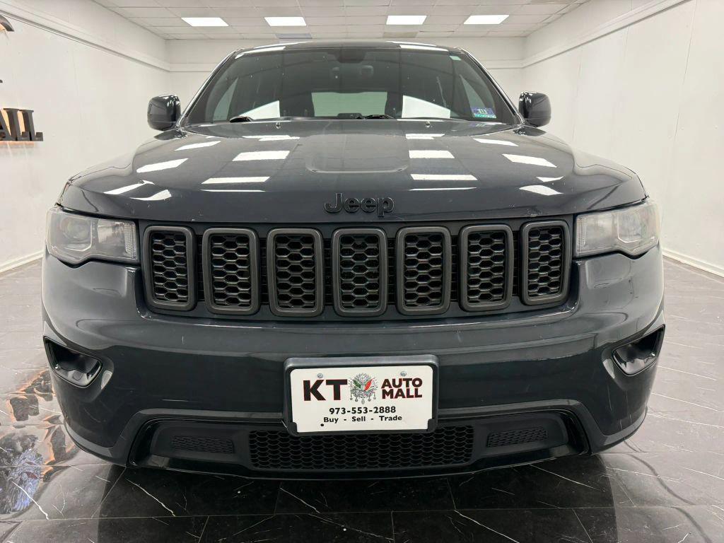 used 2017 Jeep Grand Cherokee car, priced at $13,495