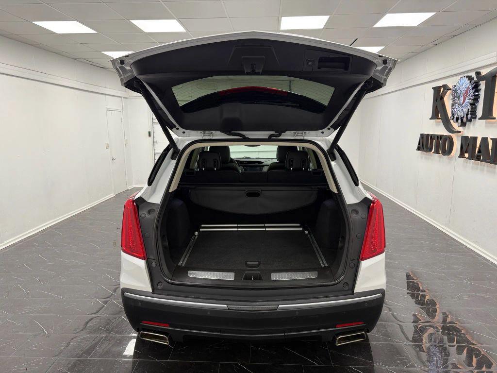 used 2019 Cadillac XT5 car, priced at $12,995