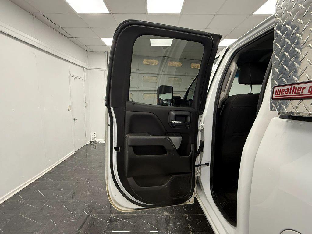 used 2018 Chevrolet Silverado 2500 car, priced at $19,995