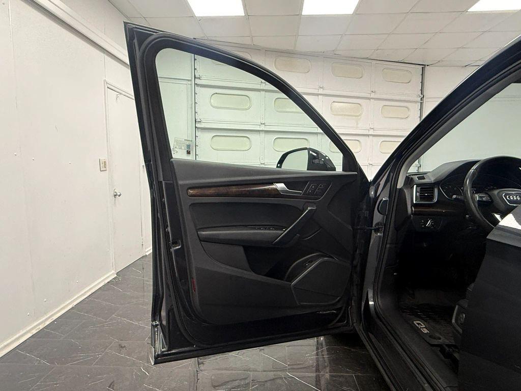 used 2020 Audi Q5 car, priced at $14,995