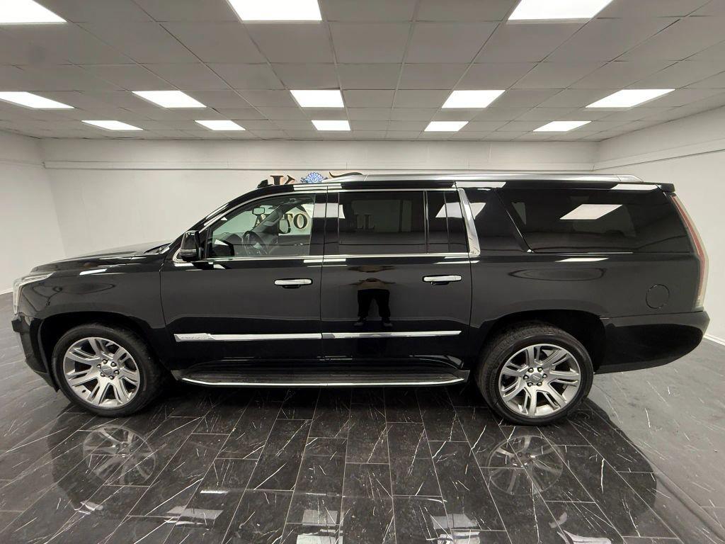 used 2016 Cadillac Escalade ESV car, priced at $22,995