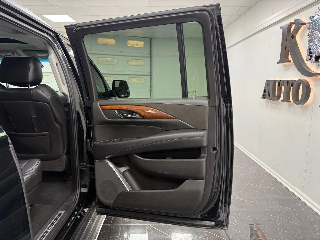 used 2016 Cadillac Escalade ESV car, priced at $22,995