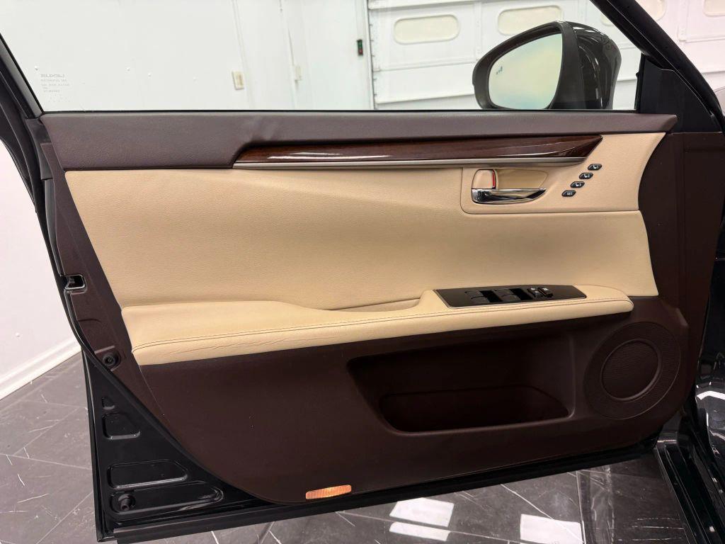 used 2017 Lexus ES 350 car, priced at $14,495