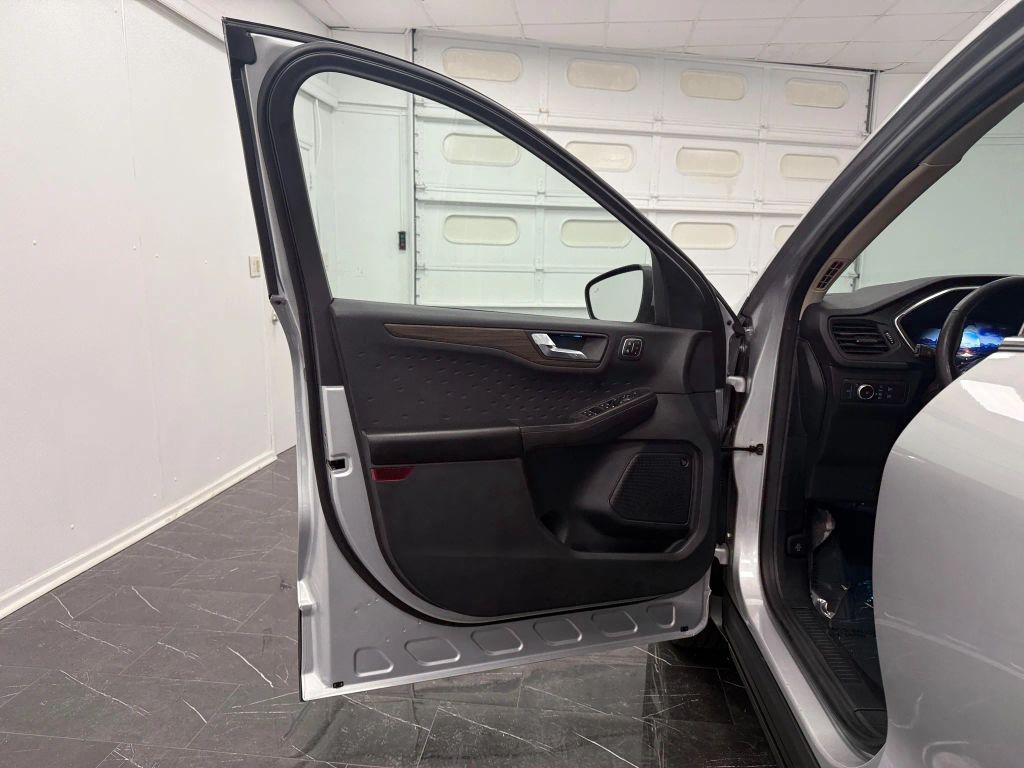 used 2020 Ford Escape car, priced at $10,495