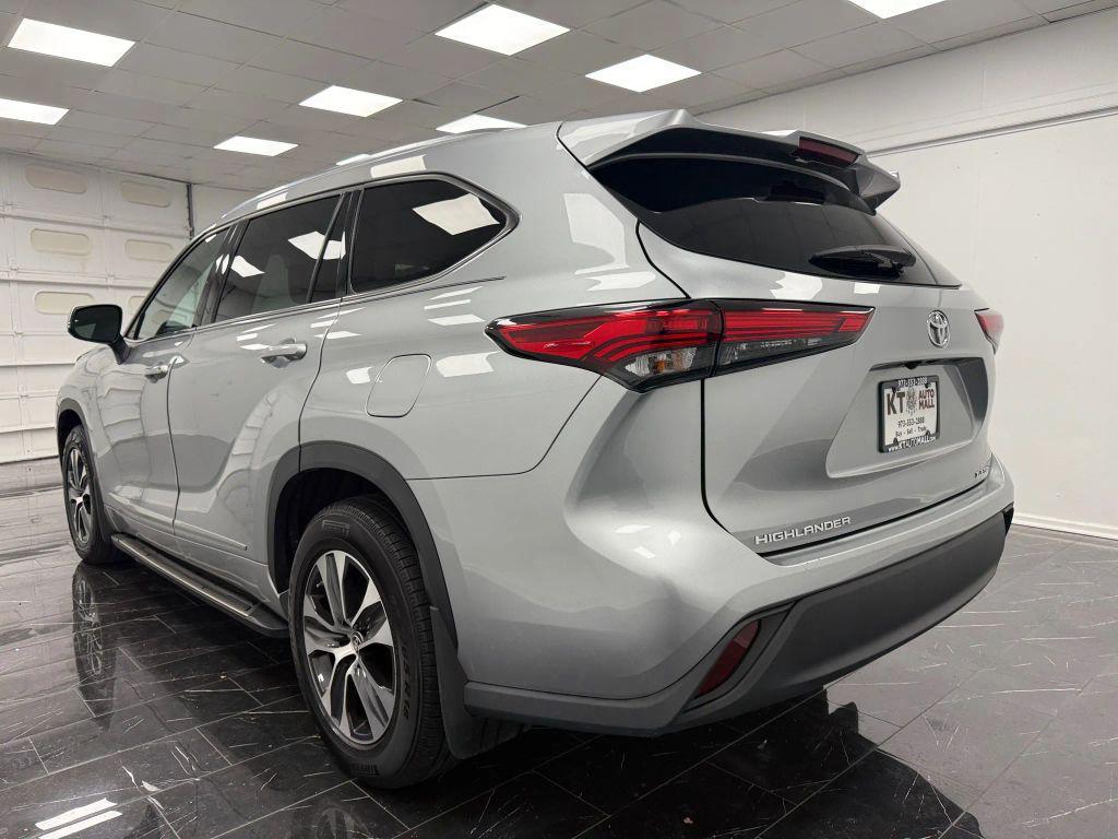 used 2021 Toyota Highlander car, priced at $21,995