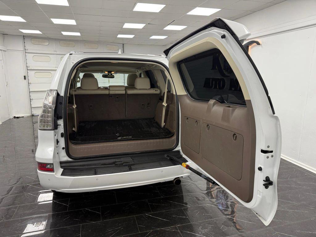 used 2016 Lexus GX 460 car, priced at $19,495