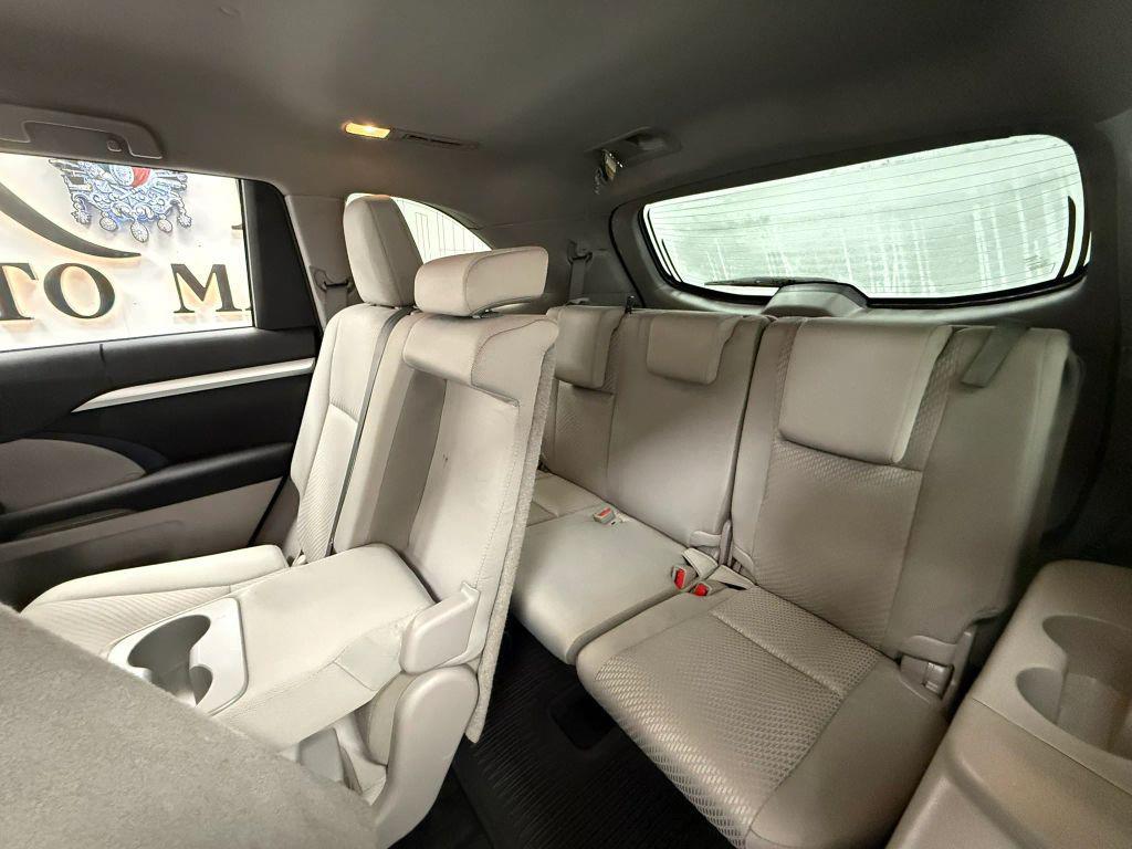 used 2018 Toyota Highlander car, priced at $16,795
