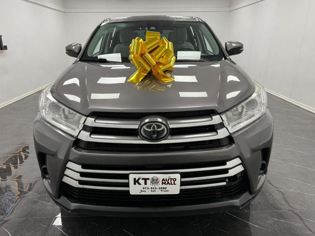 used 2018 Toyota Highlander car, priced at $16,795