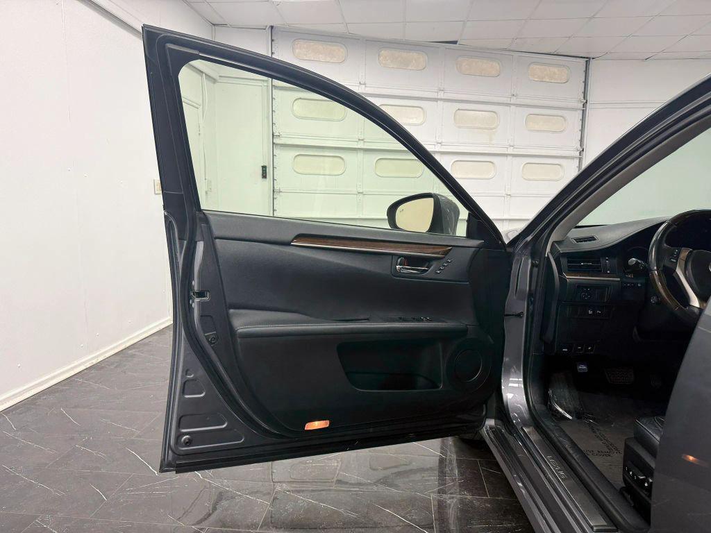 used 2015 Lexus ES 350 car, priced at $13,495