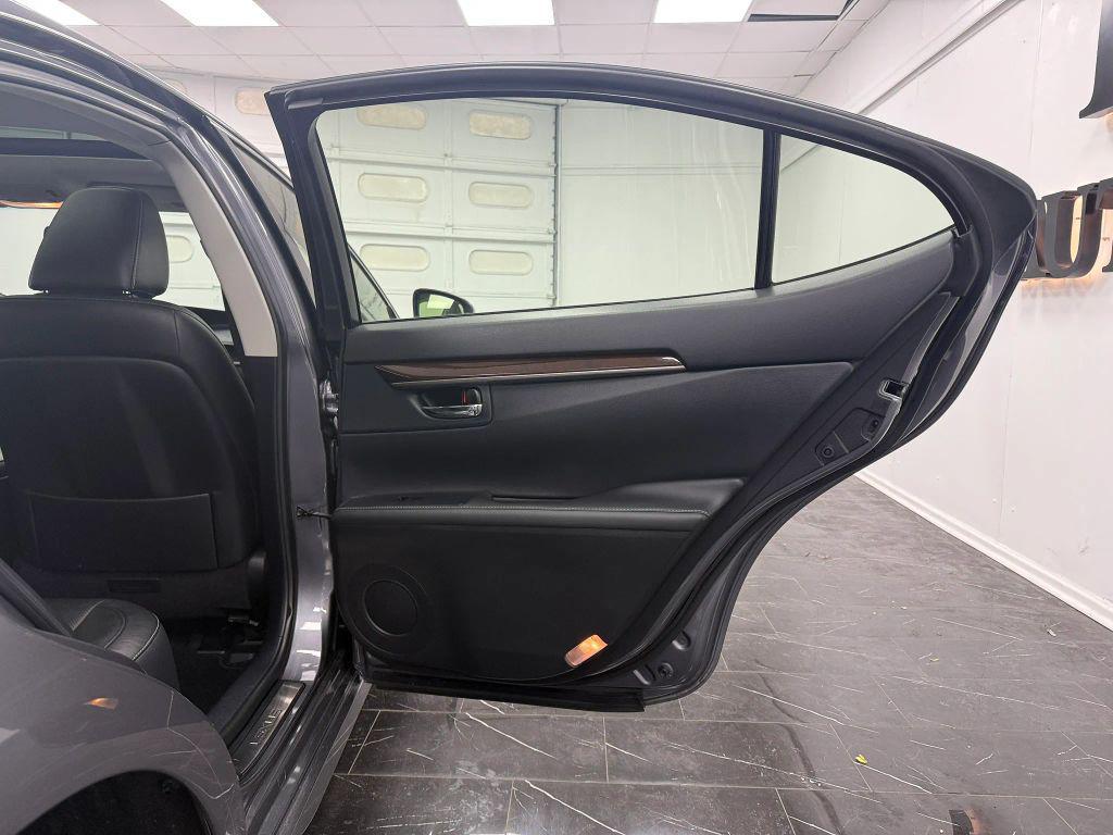 used 2015 Lexus ES 350 car, priced at $13,495