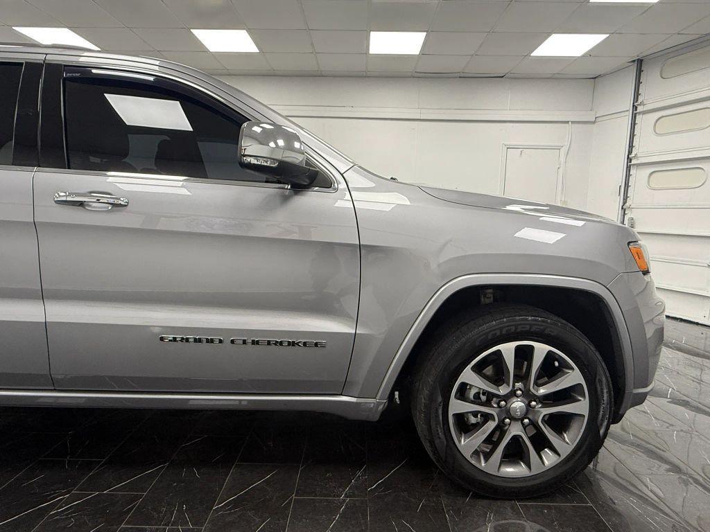 used 2017 Jeep Grand Cherokee car, priced at $13,995