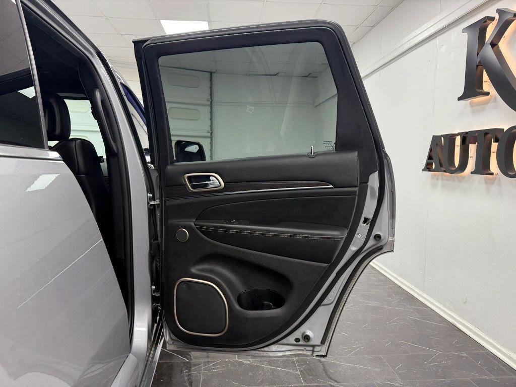 used 2017 Jeep Grand Cherokee car, priced at $13,995