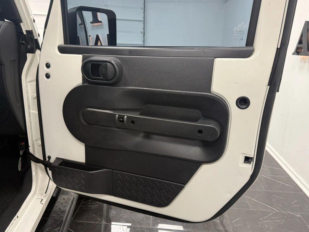 used 2009 Jeep Wrangler car, priced at $6,495