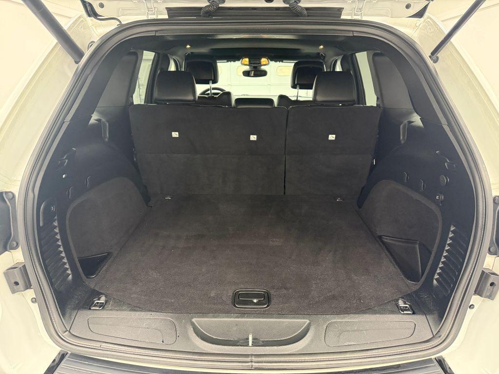 used 2017 Jeep Grand Cherokee car, priced at $12,495