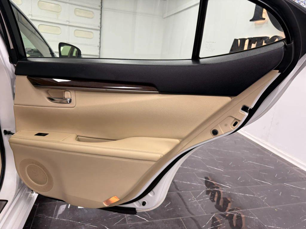 used 2014 Lexus ES 350 car, priced at $11,785