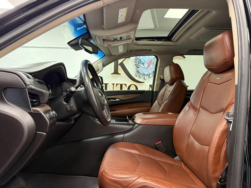 used 2016 Cadillac Escalade ESV car, priced at $24,495