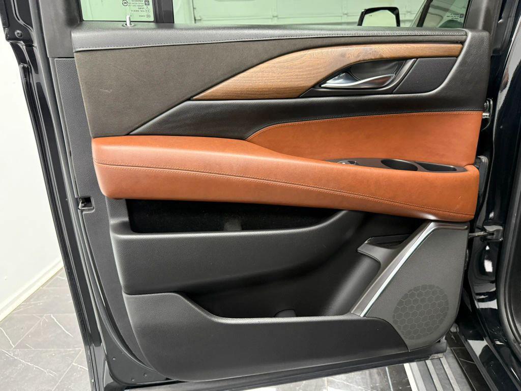 used 2016 Cadillac Escalade ESV car, priced at $24,495