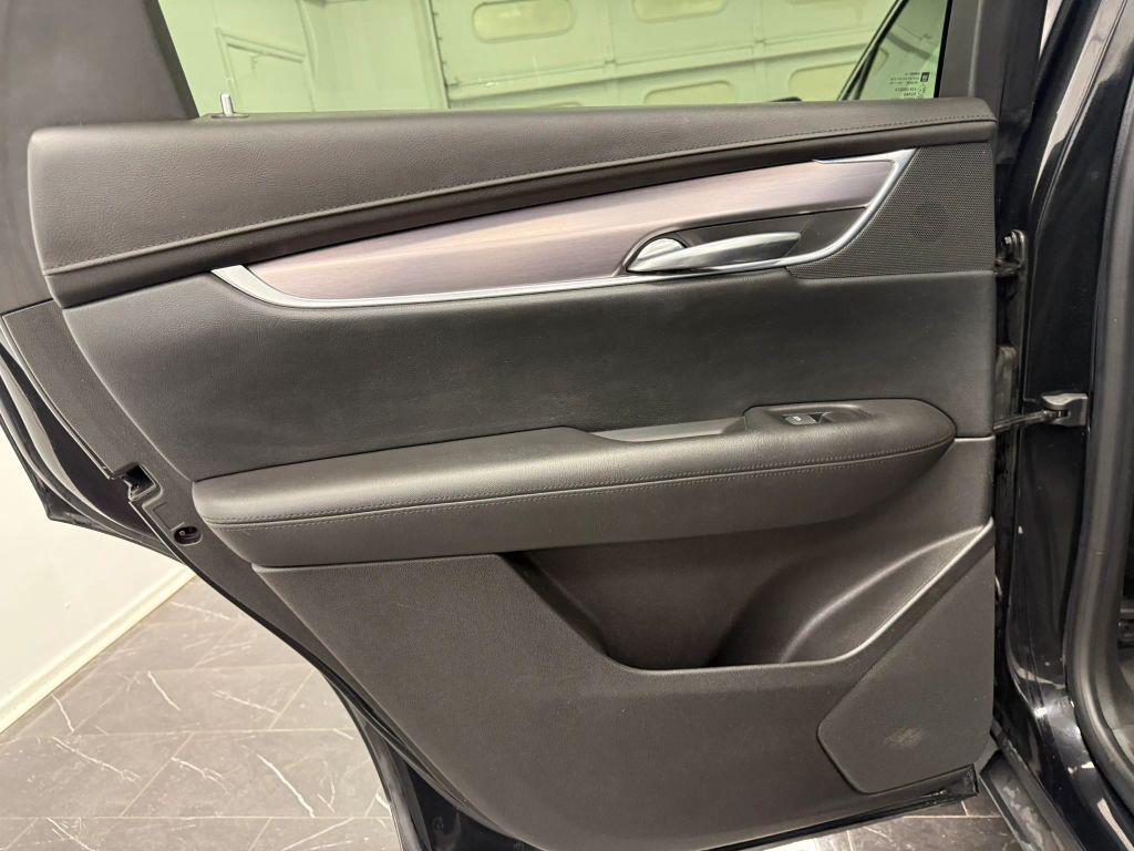 used 2017 Cadillac XT5 car, priced at $8,495