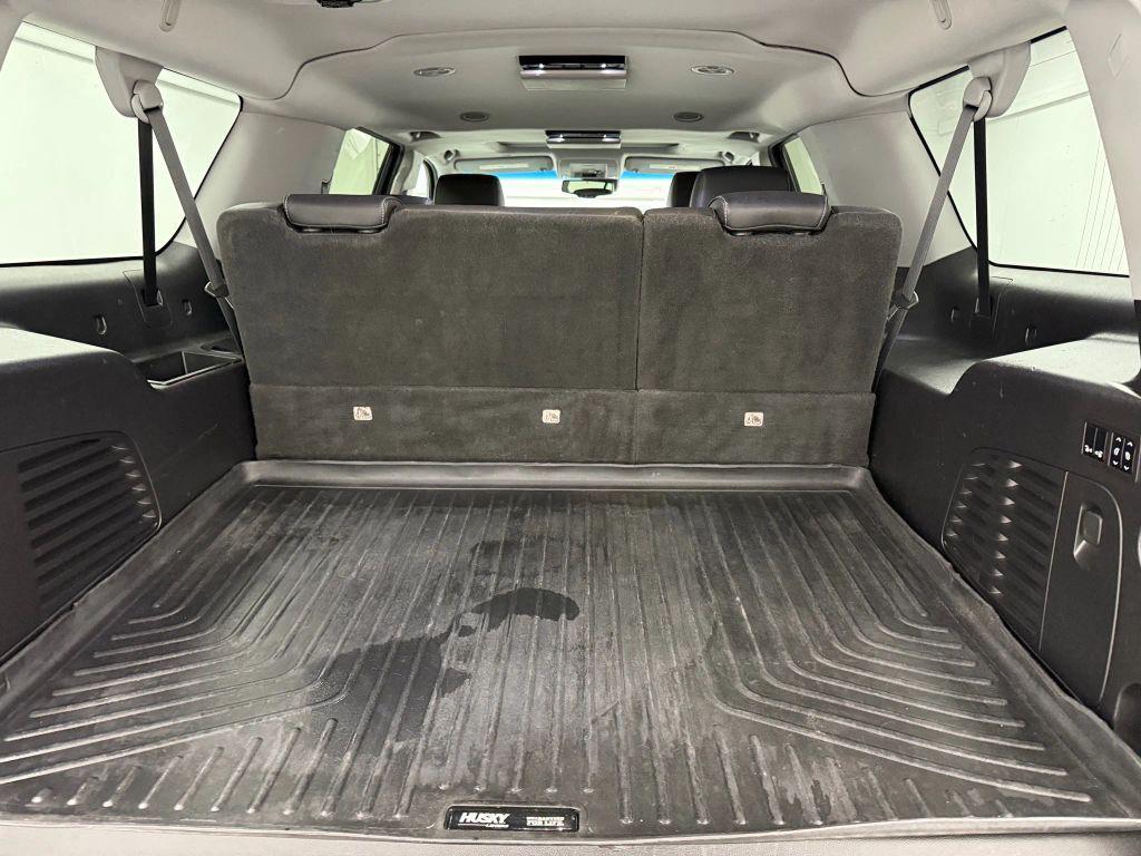 used 2018 Chevrolet Suburban car, priced at $20,995