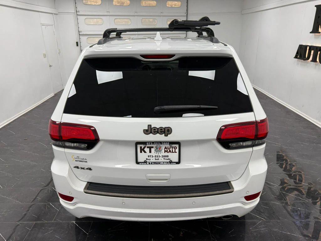 used 2016 Jeep Grand Cherokee car, priced at $12,495