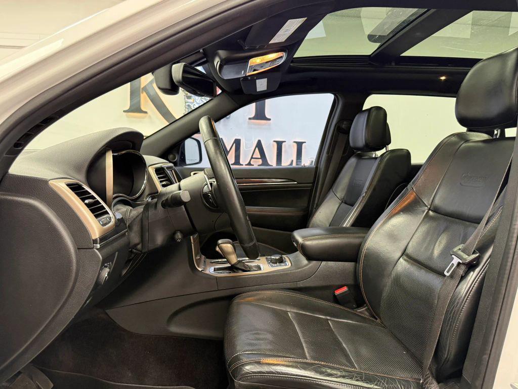 used 2016 Jeep Grand Cherokee car, priced at $12,495