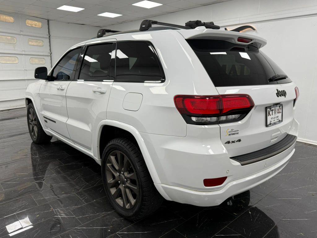used 2016 Jeep Grand Cherokee car, priced at $12,495