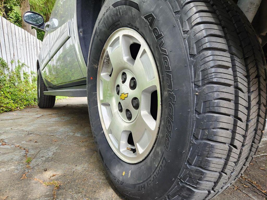 used 2012 Chevrolet Suburban car, priced at $15,643