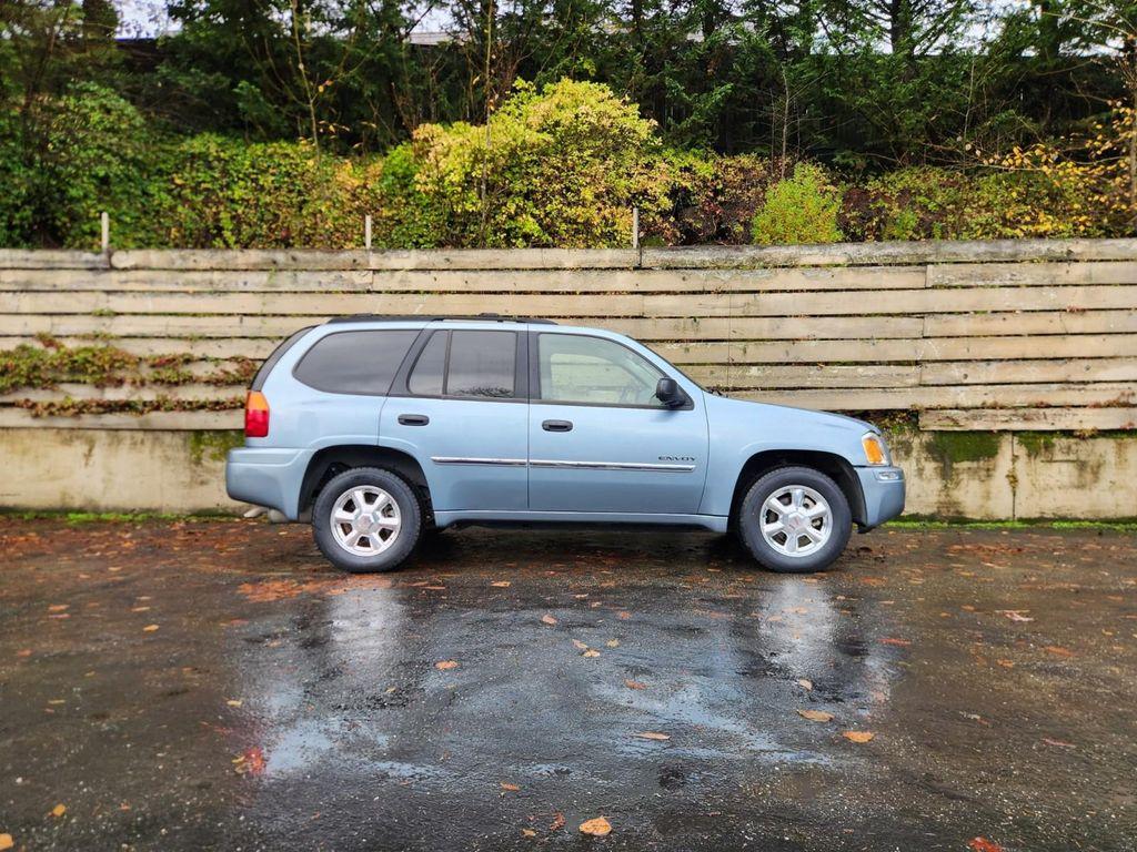 used 2006 GMC Envoy car, priced at $10,990