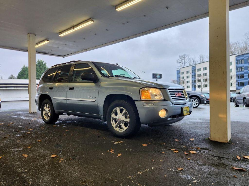 used 2006 GMC Envoy car, priced at $10,990