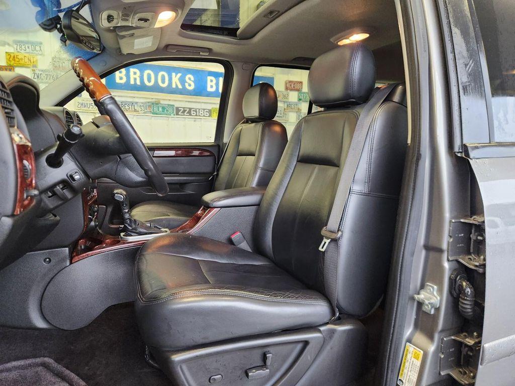 used 2009 GMC Envoy car, priced at $11,414