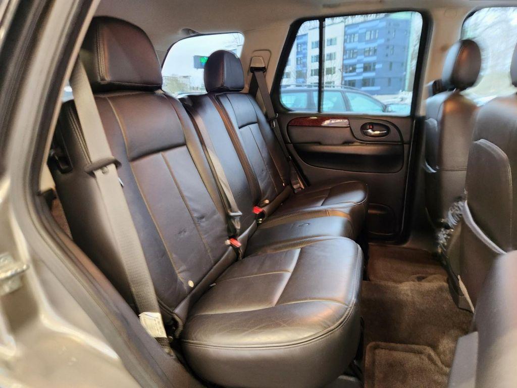 used 2009 GMC Envoy car, priced at $11,101