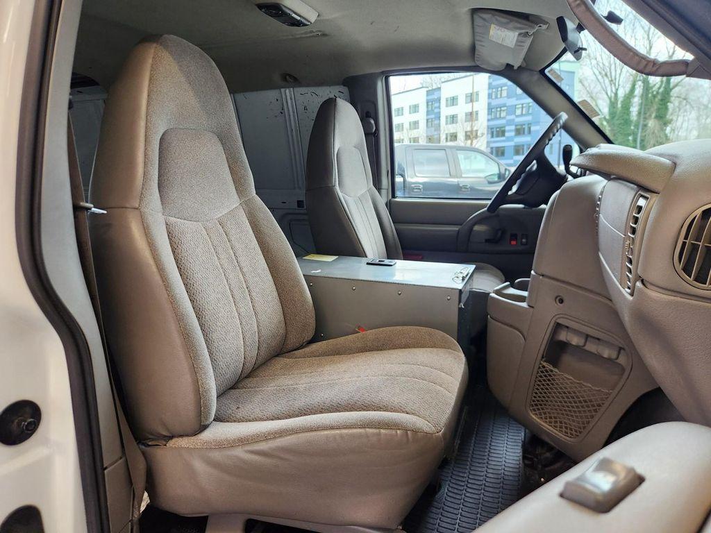 used 2005 Chevrolet Astro car, priced at $14,774