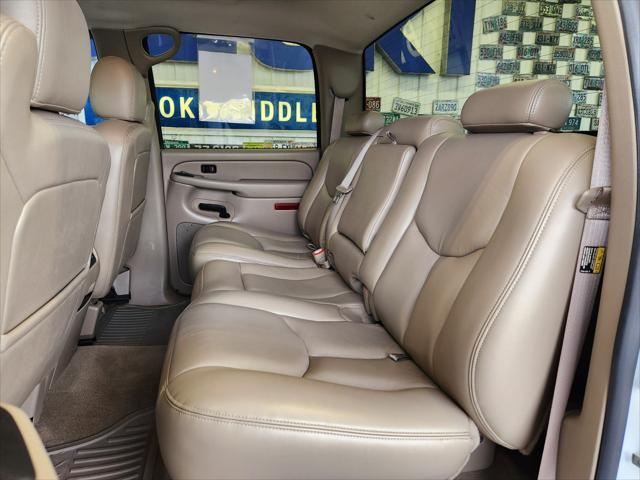 used 2005 GMC Sierra 1500 car, priced at $26,078