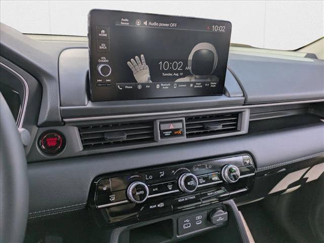 new 2025 Honda Pilot car, priced at $44,651