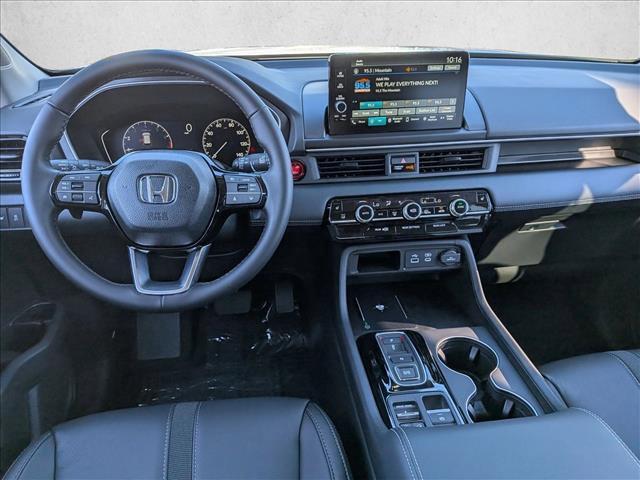 new 2025 Honda Pilot car, priced at $45,122