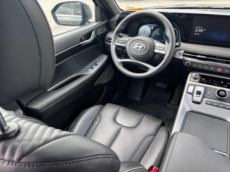 used 2025 Hyundai Palisade car, priced at $43,947