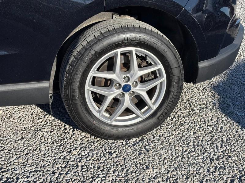 used 2022 Ford Edge car, priced at $23,995