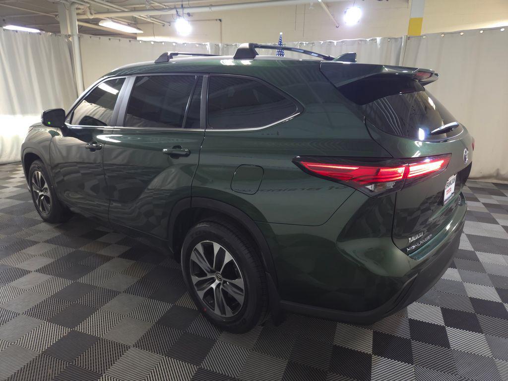 used 2023 Toyota Highlander car, priced at $36,150