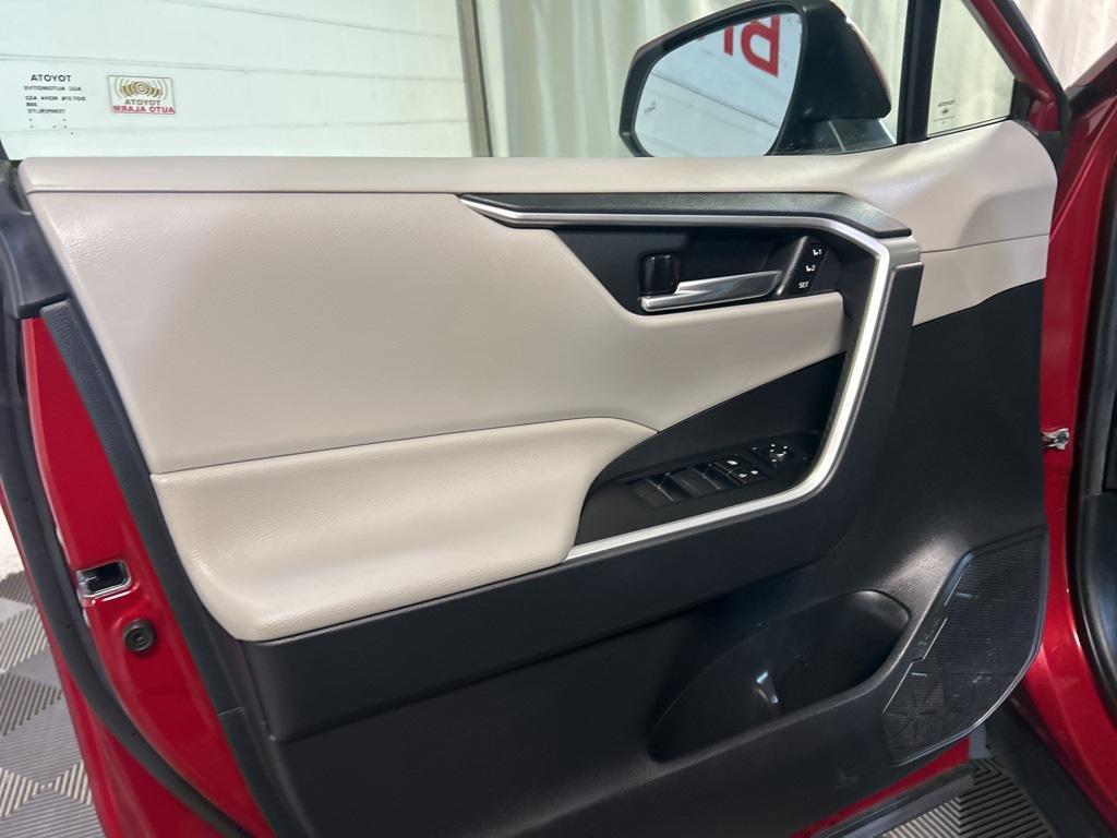 used 2020 Toyota RAV4 car, priced at $24,595