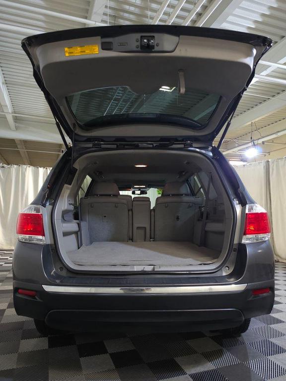 used 2011 Toyota Highlander car