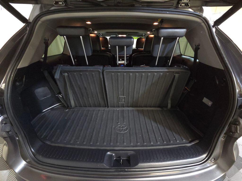 used 2017 Toyota Highlander car, priced at $21,400