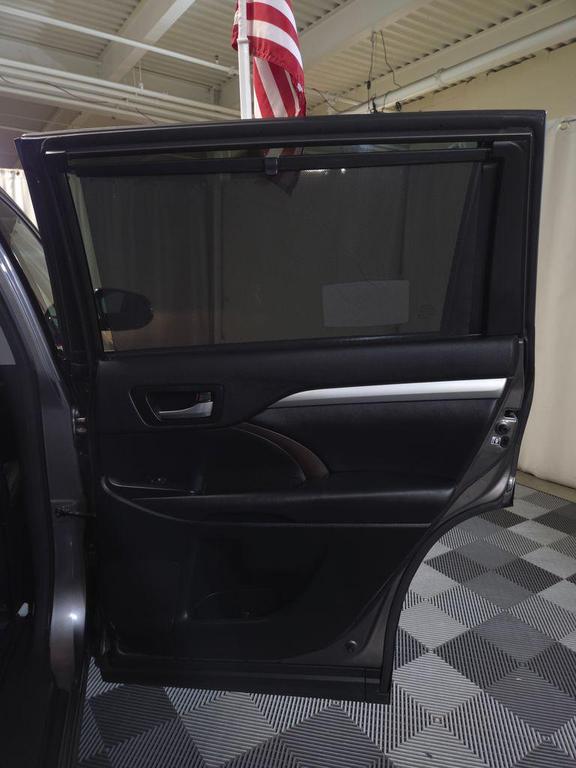 used 2017 Toyota Highlander car, priced at $21,400