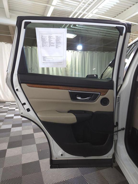 used 2017 Honda CR-V car