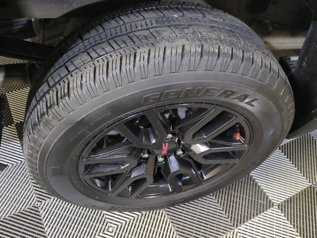 used 2023 GMC Sierra 1500 car, priced at $31,500