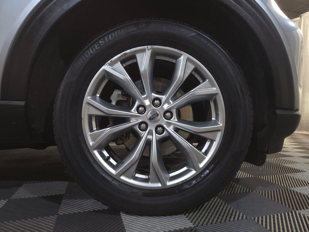 used 2020 Ford Explorer car