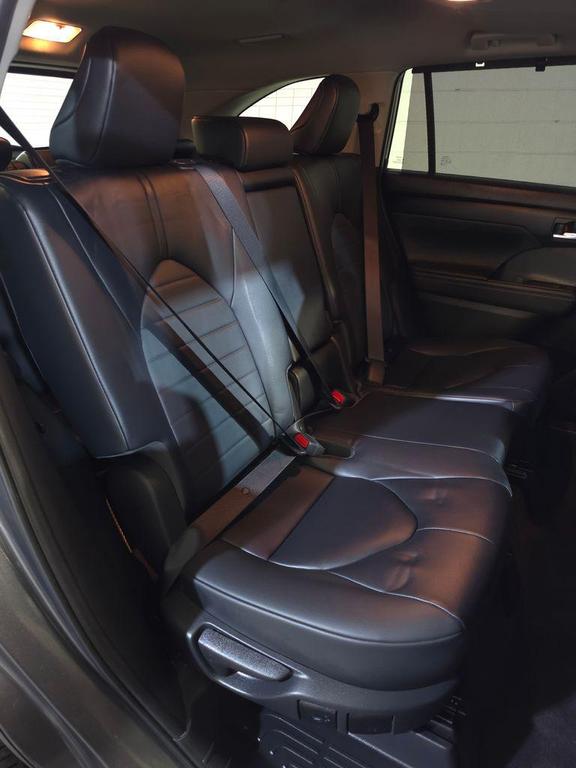 used 2023 Toyota Highlander car, priced at $42,949