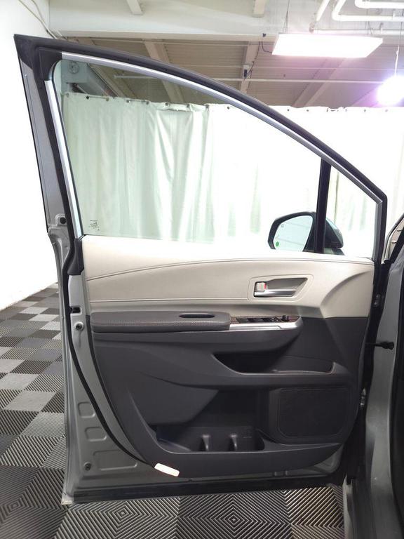 used 2022 Toyota Sienna car, priced at $42,885