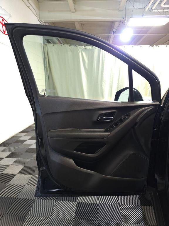 used 2020 Chevrolet Trax car, priced at $16,489