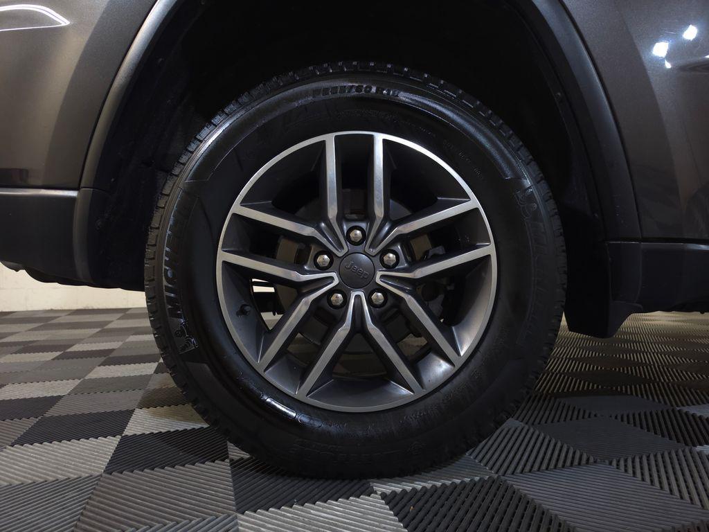 used 2020 Jeep Grand Cherokee car, priced at $25,799